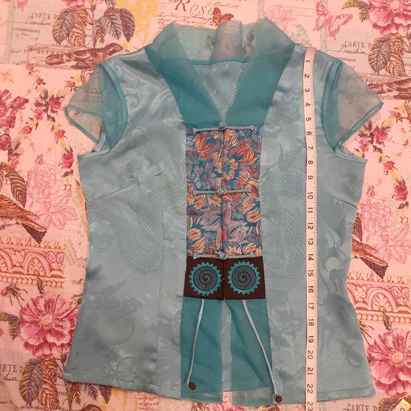 Sky Blue Asian Satin Top. Size Medium - Picture 8 of 9
